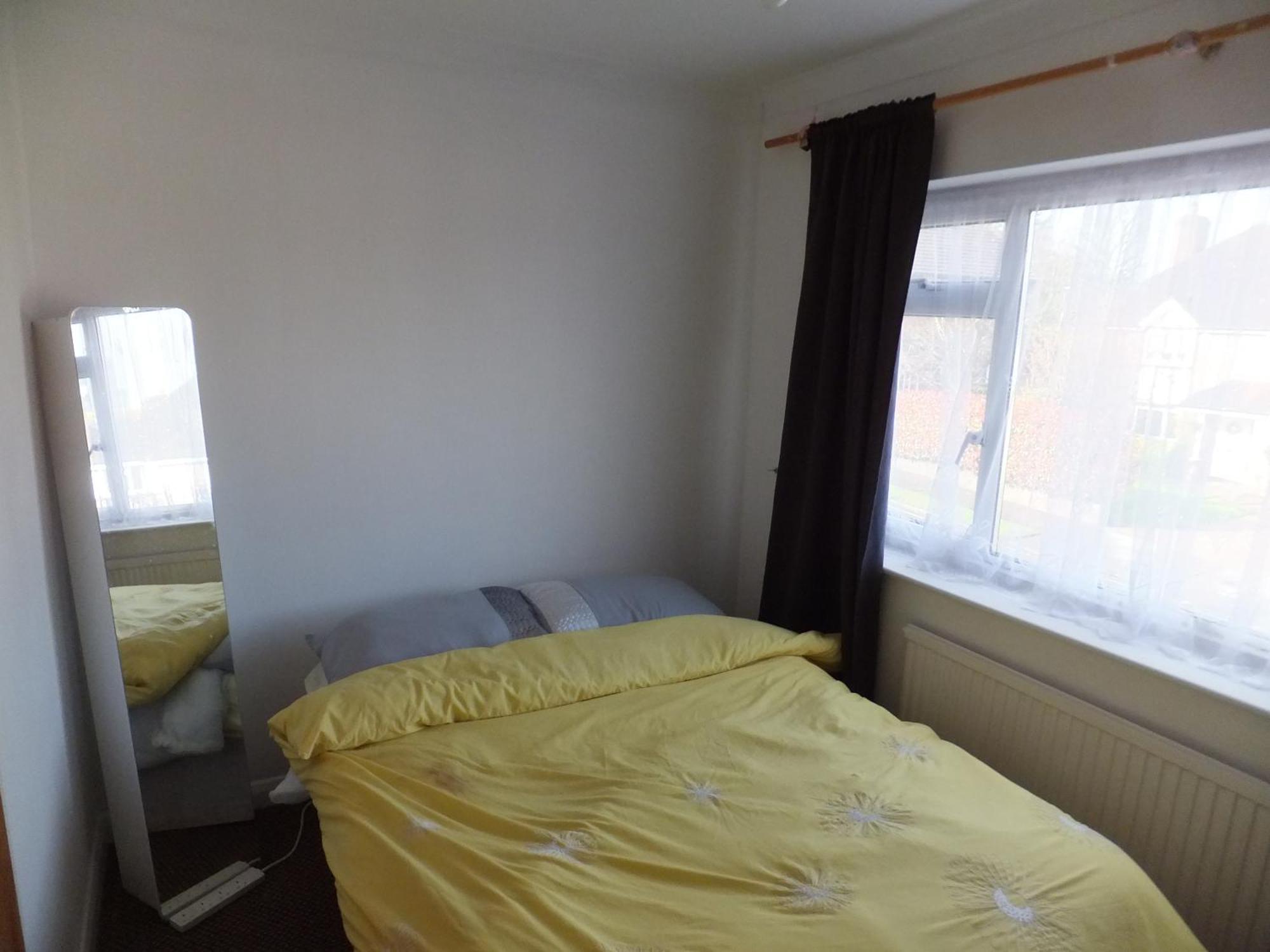 Many Worlds Meet - Eurostar, Wimbledon 30 Mins, Central London, Gatwick 15 Mins - Spacious, Sleeps Up To 16 Plus Cot - Free Wifi, Parking - Next To Lloyd Park, Great For Families, Walkers, Relocators - Ideal For Contractors Croydon Rom bilde